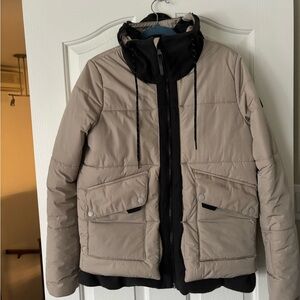 O'Neill Women's Tan and Black Ski Jacket